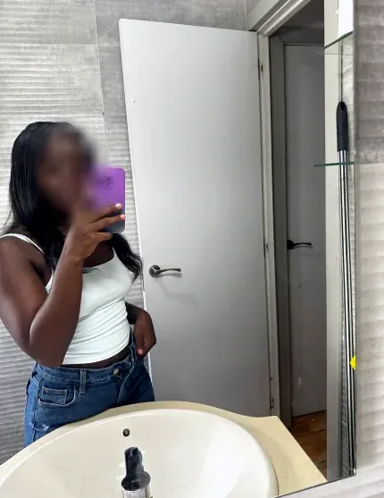 Aya, 29