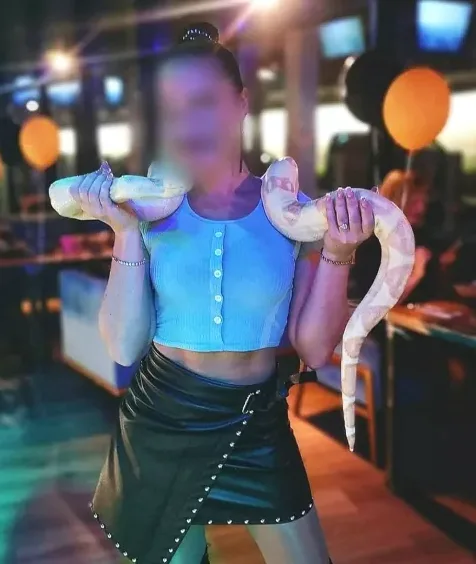 Elif, 40