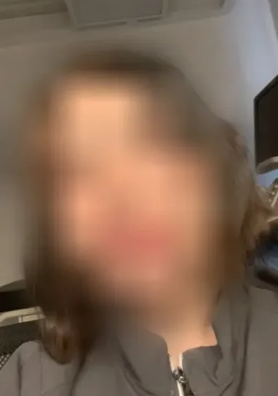 Ella, 36