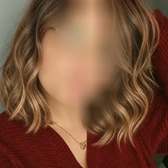 Ellen, 21