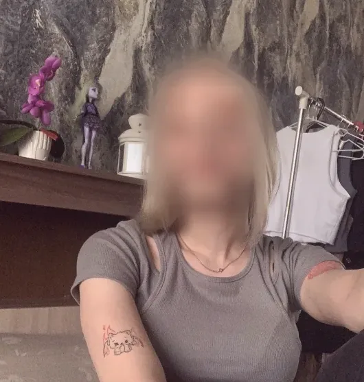Esther, 19