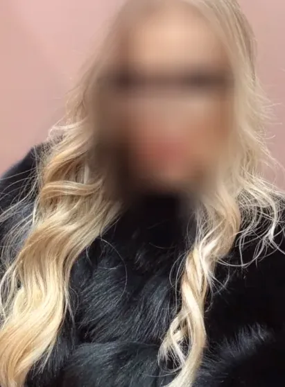 Malou, 32