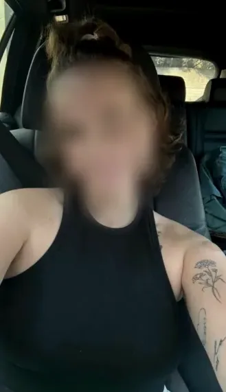 Maria, 35