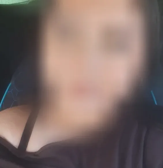 Molly, 18