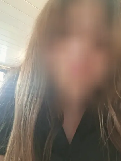 Victoria, 27